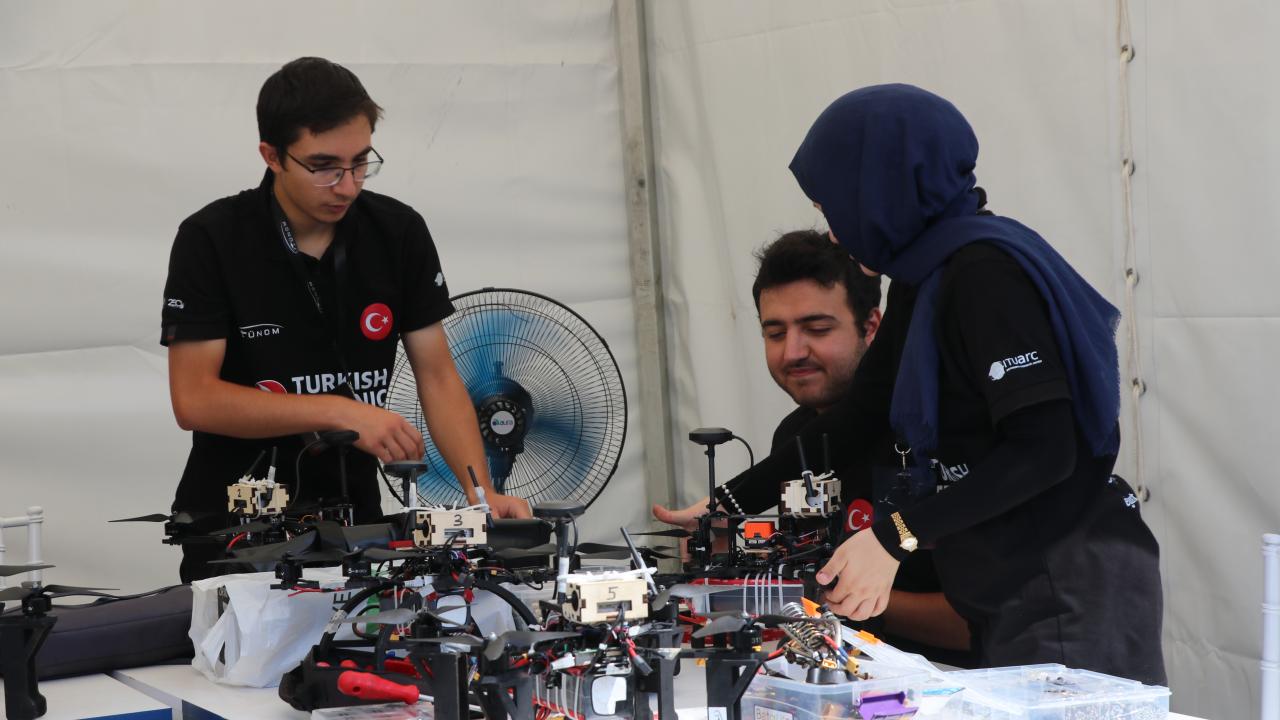 TEKNOFEST Savaşan İHA Yarışması Siirt’te başladı