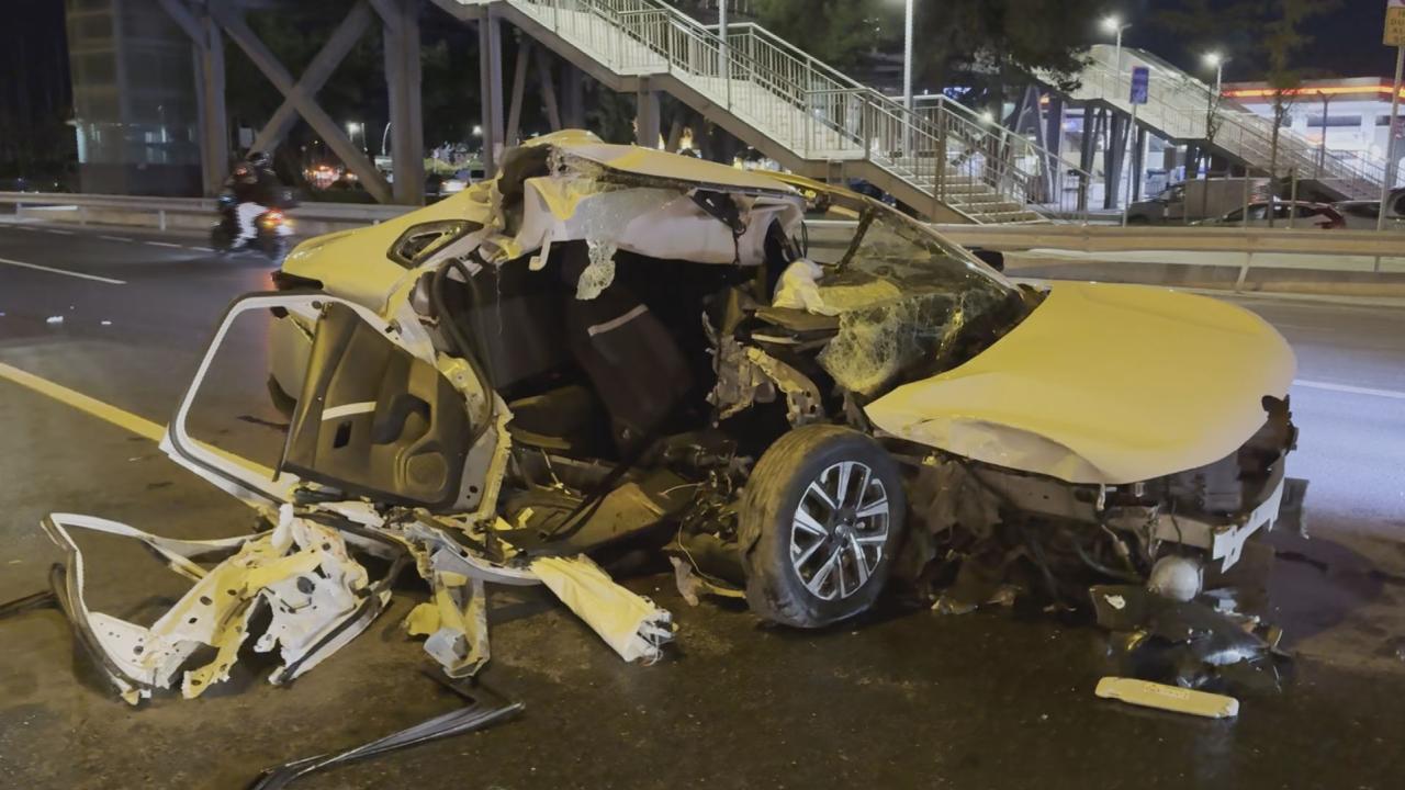 Büyükçekmece’de zincirleme trafik kazası: 3 kişi yaralandı
