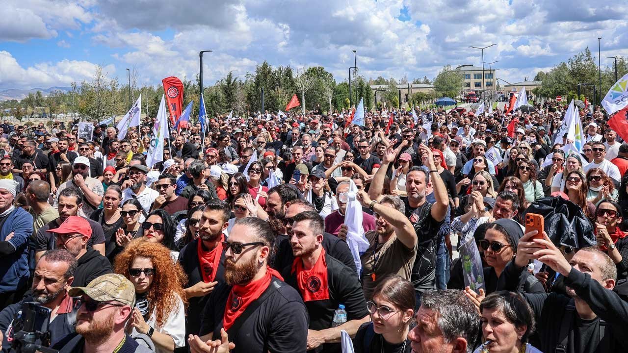Genel grev yarın da devam edecek!