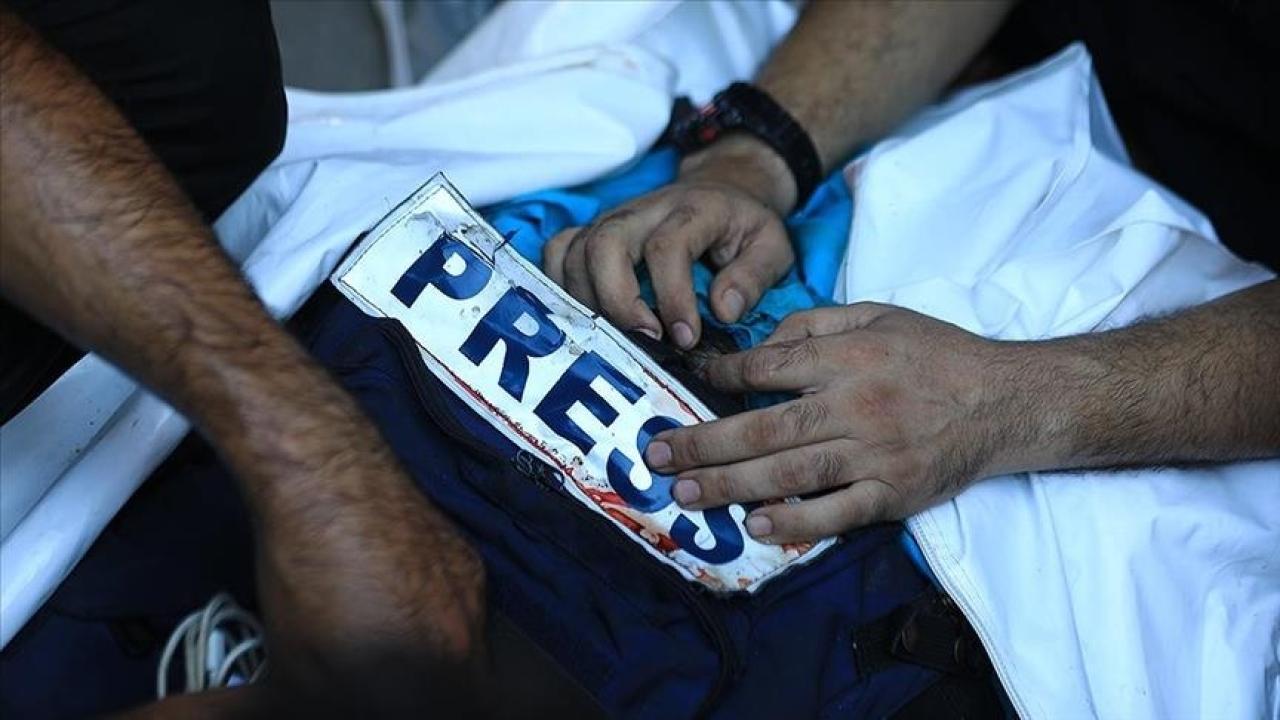 Soykırımcı İsrail, gazetecileri öldürmeye devam ediyor