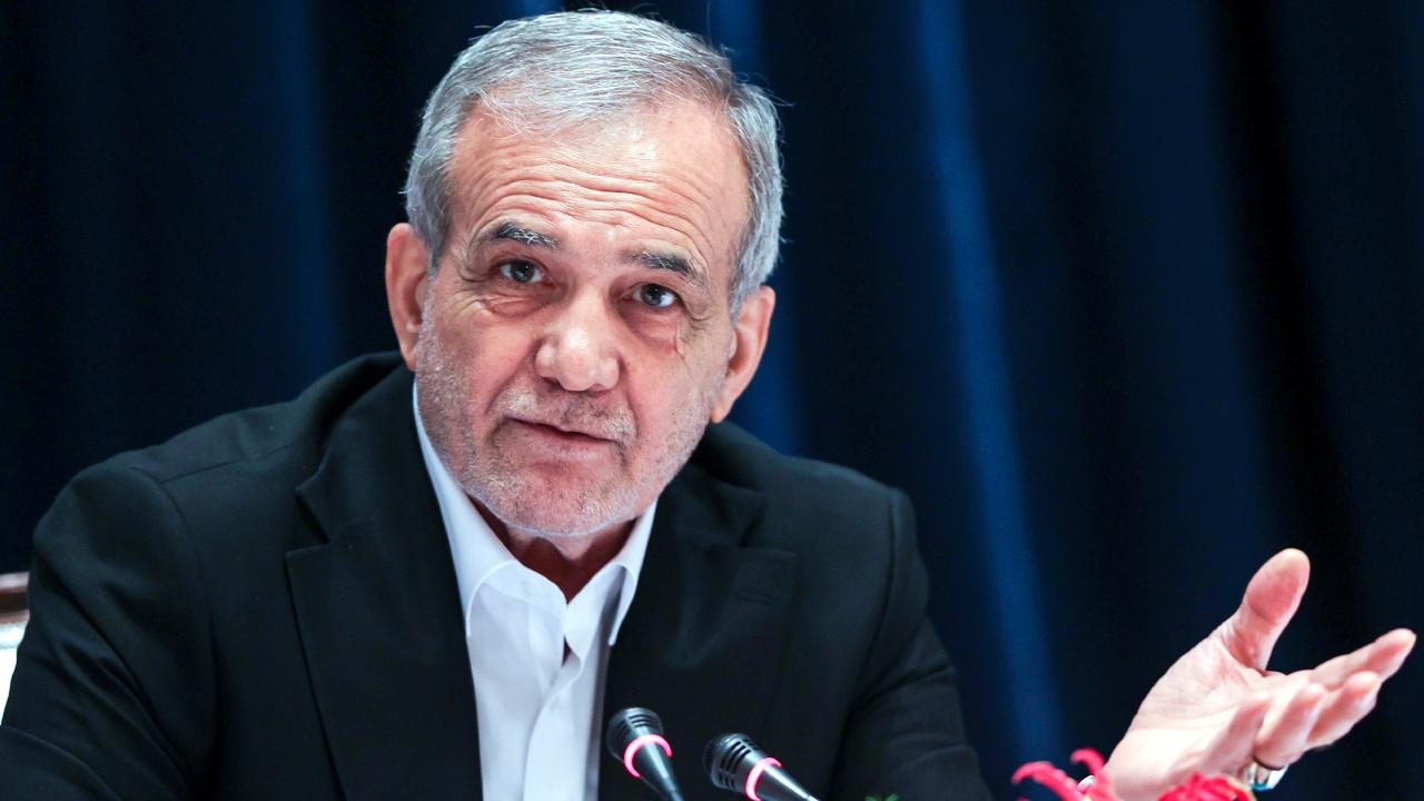 Pezeşkiyan: İran Lübnan halkını terk etmeyecek