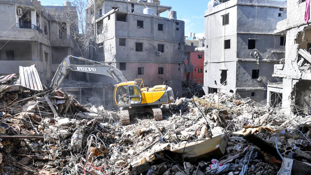 İşgalci İsrail, Lübnan’a saldırılara devam edeceklerini duyurdu