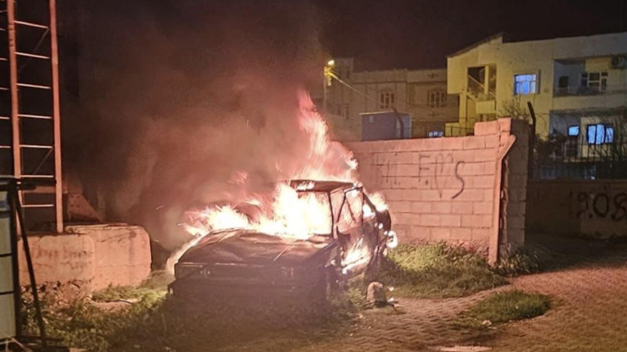 Park halindeki otomobil küle döndü