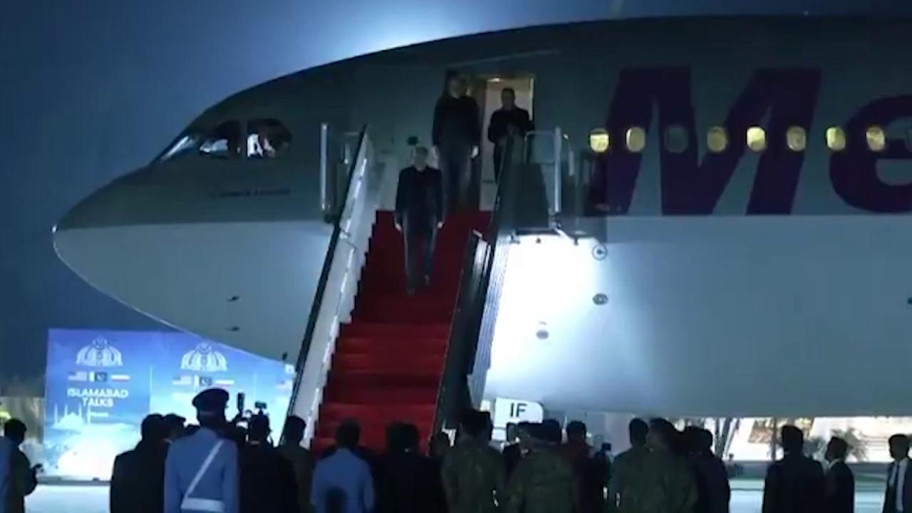 ABD ile müzakereleri yürütecek İran heyeti İslamabada ulaştı