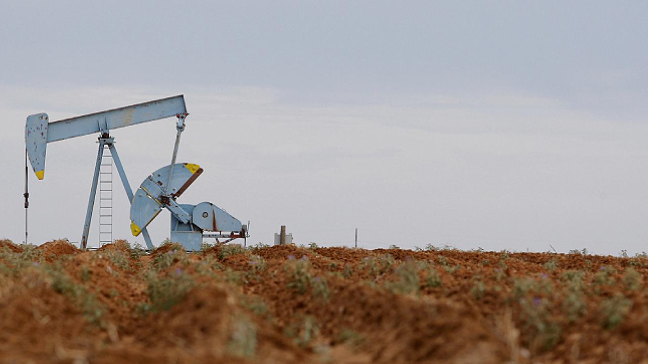 ABD’den en kırılgan ülkelerin Rus petrolüne geçici olarak erişebilmesine izin