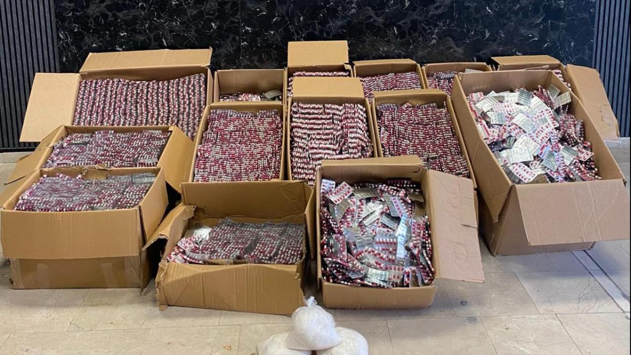 İstanbul’da Nefes Kesen Operasyon: 560 Bin Hap ve 3 Kilo Uyuşturucu Ele Geçirildi!