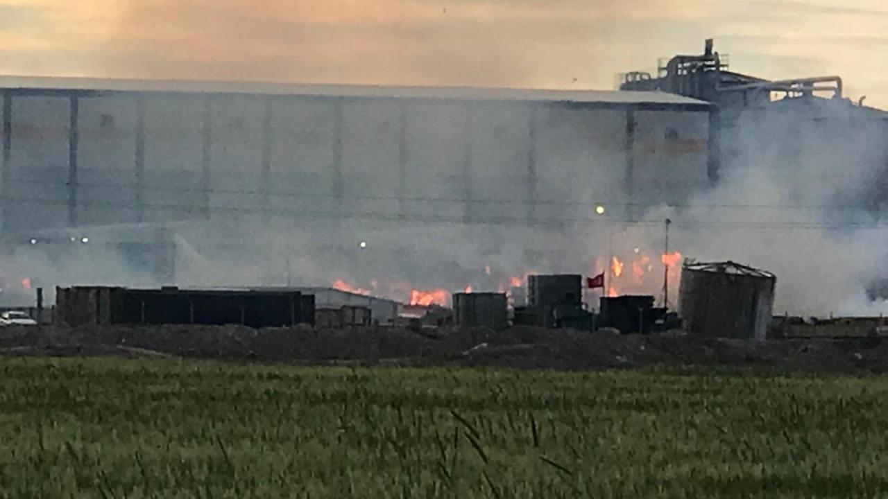 Konya’da kağıt fabrikasında yangın