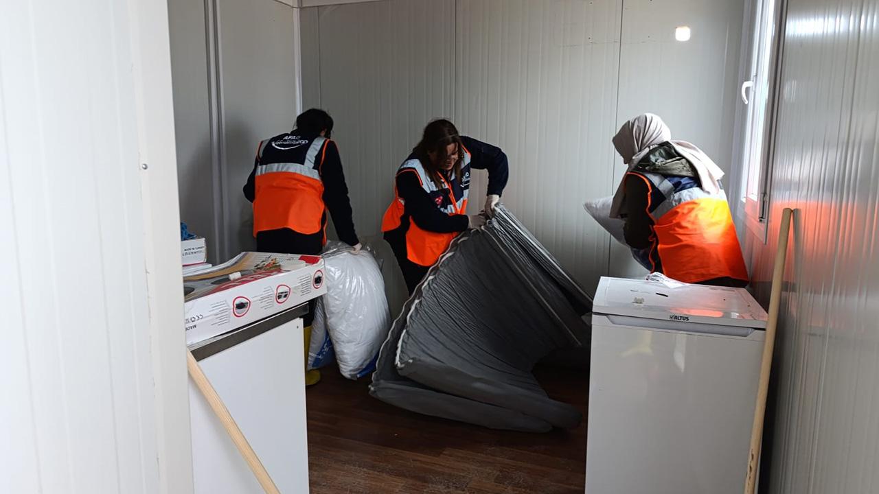 Çorum’da Hortum Felaketinin Ardından Köylere Hızlı Konteyner Yerleşimi: Hayatlar Yeniden İnşa Ediliyor