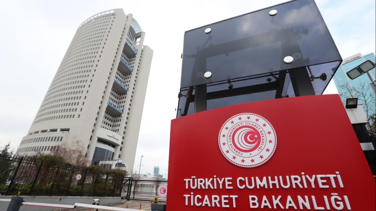 Bayram Dolandırıcılarına Dikkat! Bakanlık Vatandaşları Uyardı: Sahte Bağış ve Sahte Ödemelere Karşı Tedbirli Olun