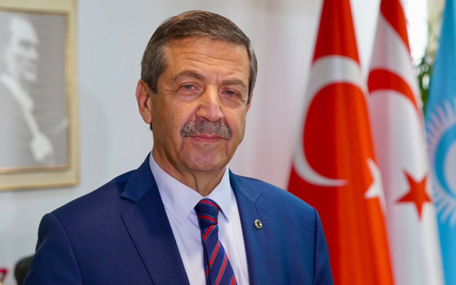 Ertuğruloğlu: “Kıbrıs’ta çözüm için iki devlet gerçeği kabul edilmeli”