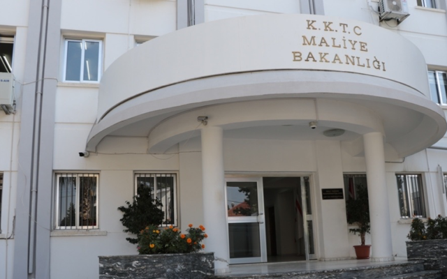 Maliye Bakanlığı’ndan 5 ayrı borçlanma: 2 milyar 320 milyon TL, 31 milyon dolar, 6,1 milyon Euro ve 6,85 milyon sterlin