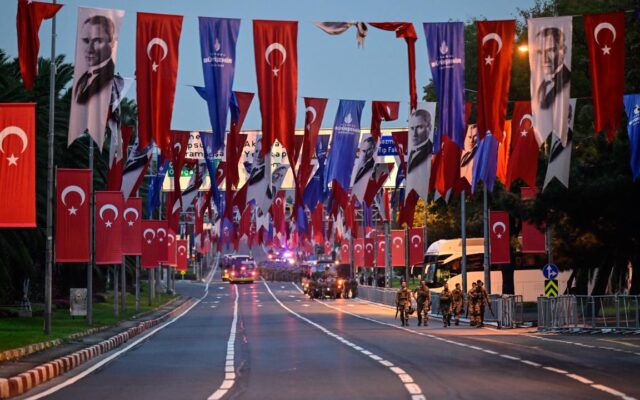 Vatan Caddesi’ndeki 29 Ekim kortej geçişi ertelendi