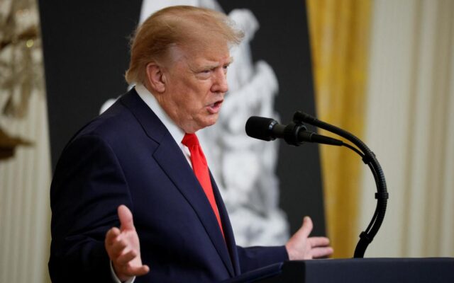 ABD Başkanı Trump’ın, İran’a yönelik saldırı seçenekleri hakkında bilgilendirildiği iddia edildi